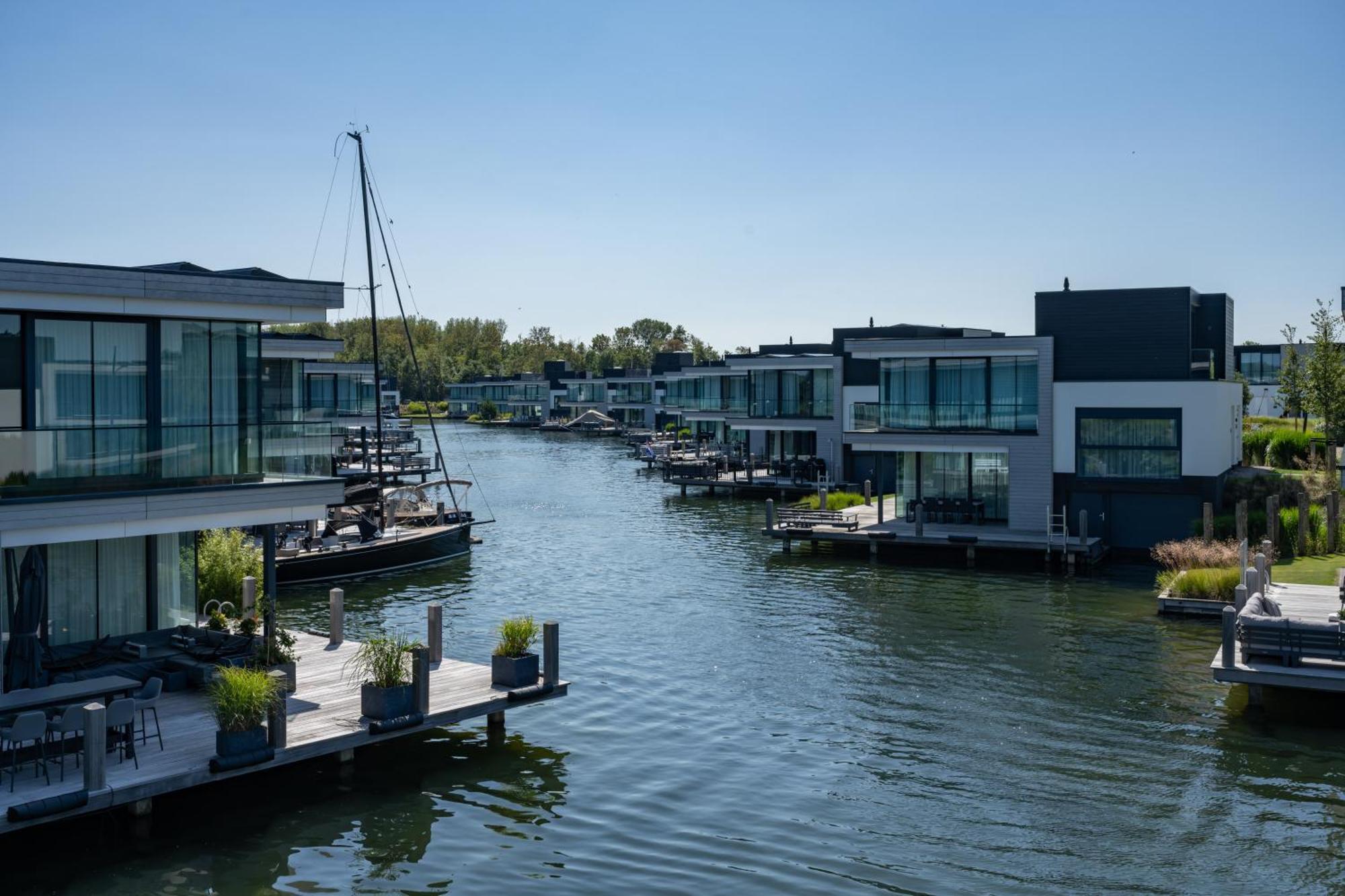 Dormio Harbour Village อาร์เนอโมเดน ภายนอก รูปภาพ